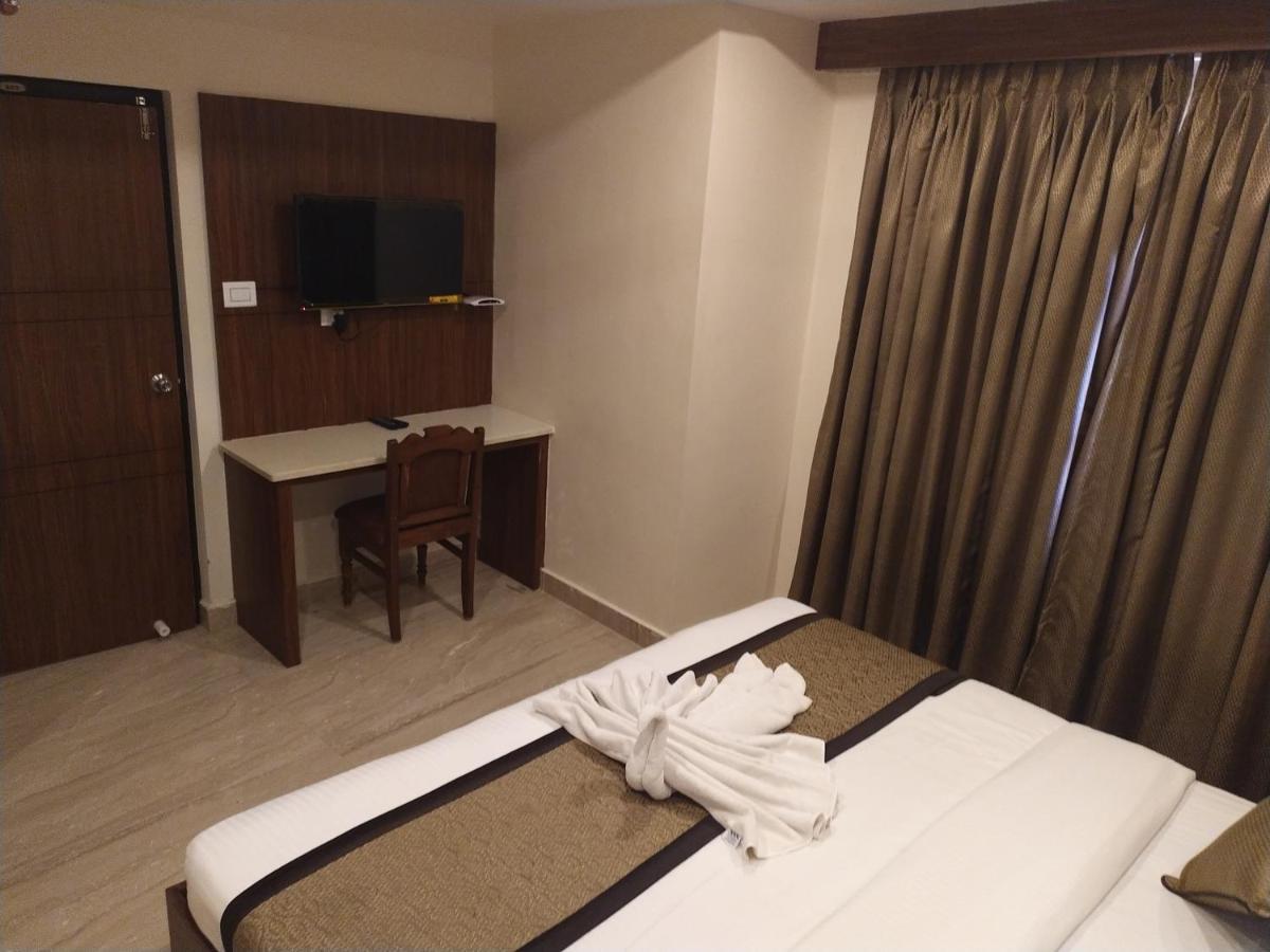 Hotel White Boutique Puducherry Exterior foto
