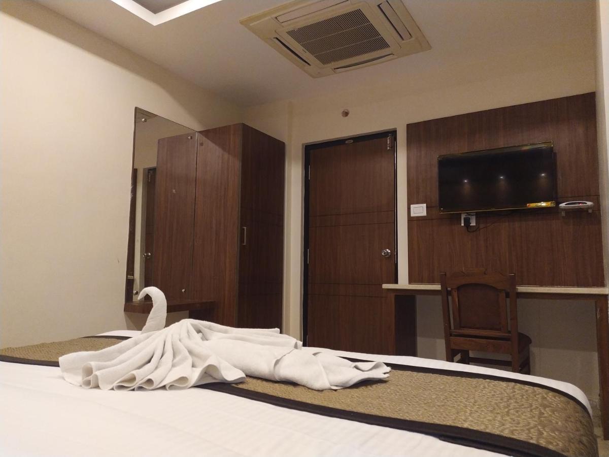 Hotel White Boutique Puducherry Exterior foto