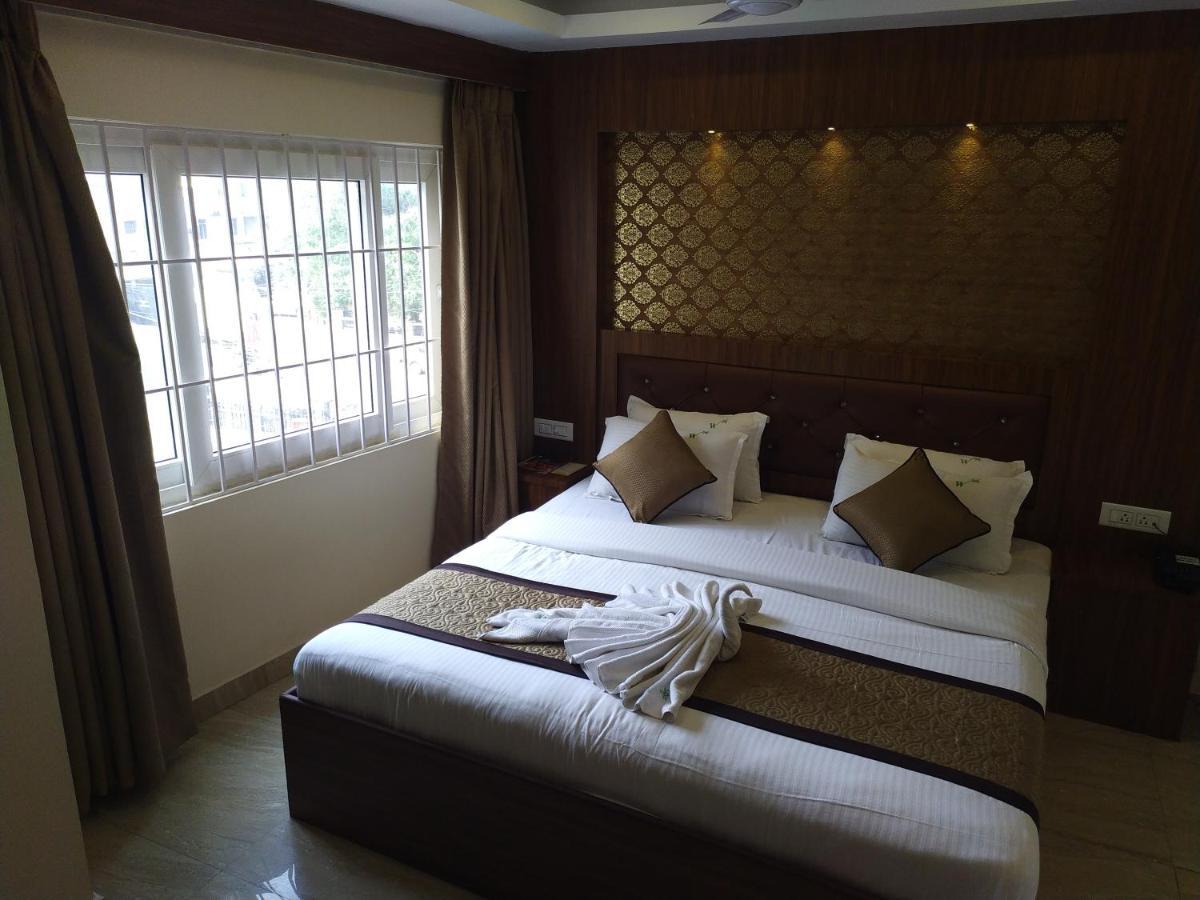 Hotel White Boutique Puducherry Exterior foto