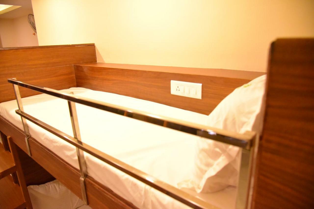 Hotel White Boutique Puducherry Exterior foto